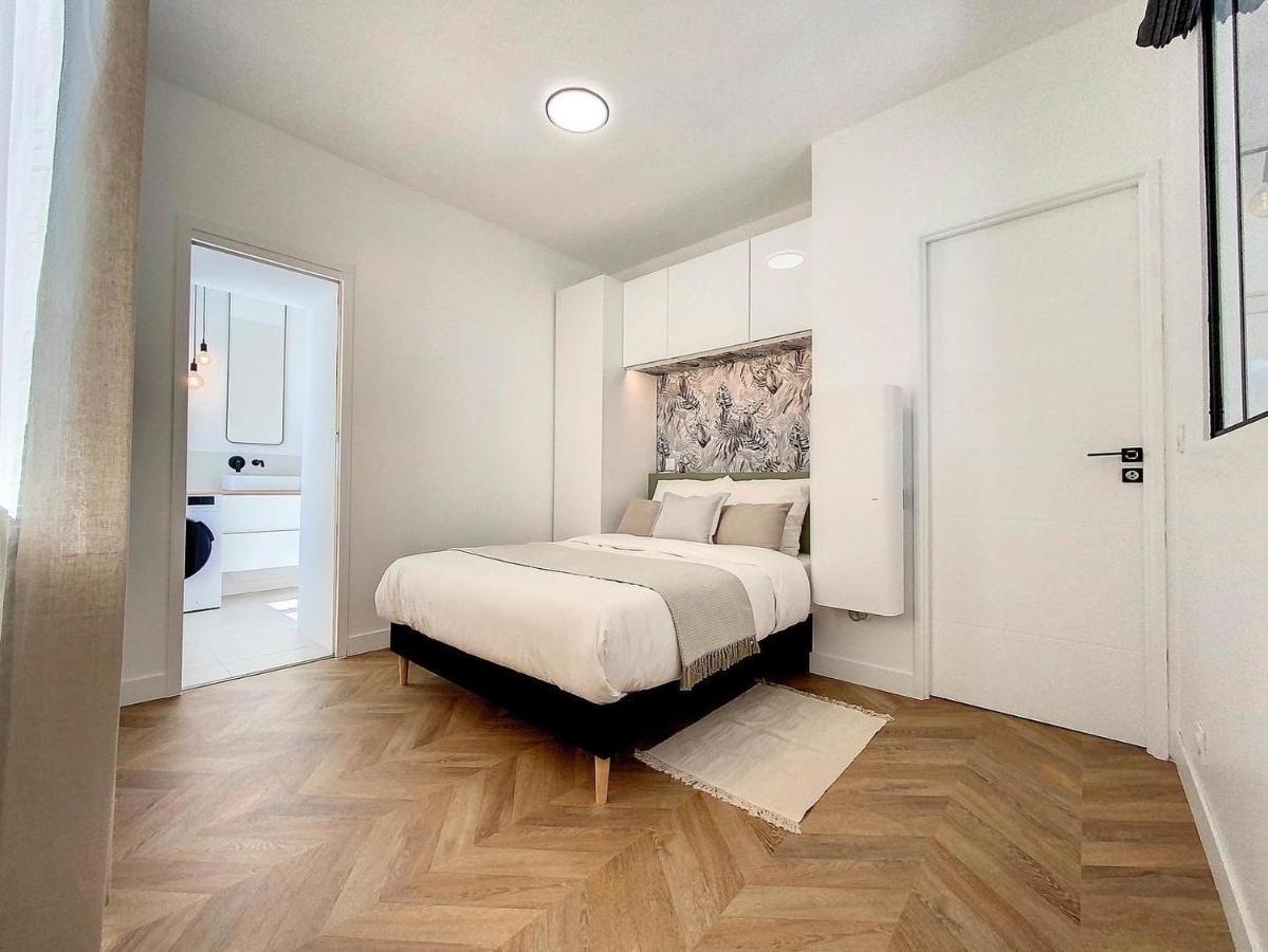 Appartchic - Appartement Standing - Plein Centre & Parking Prive Créon المظهر الخارجي الصورة